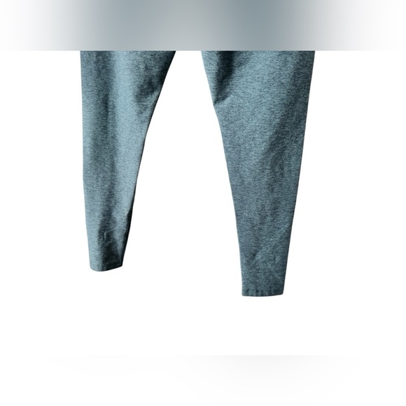 Beyond Yoga Blue Space dye take me higher long legging Pure Barre Size L - Picture 4 of 12